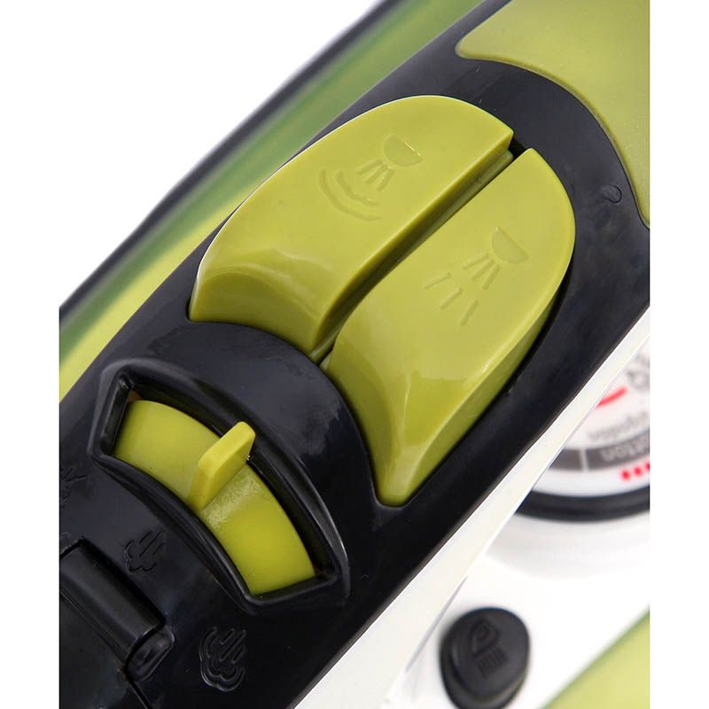 ds83553-4.jpg Camry CR5025 - Stoomstrijkijzer